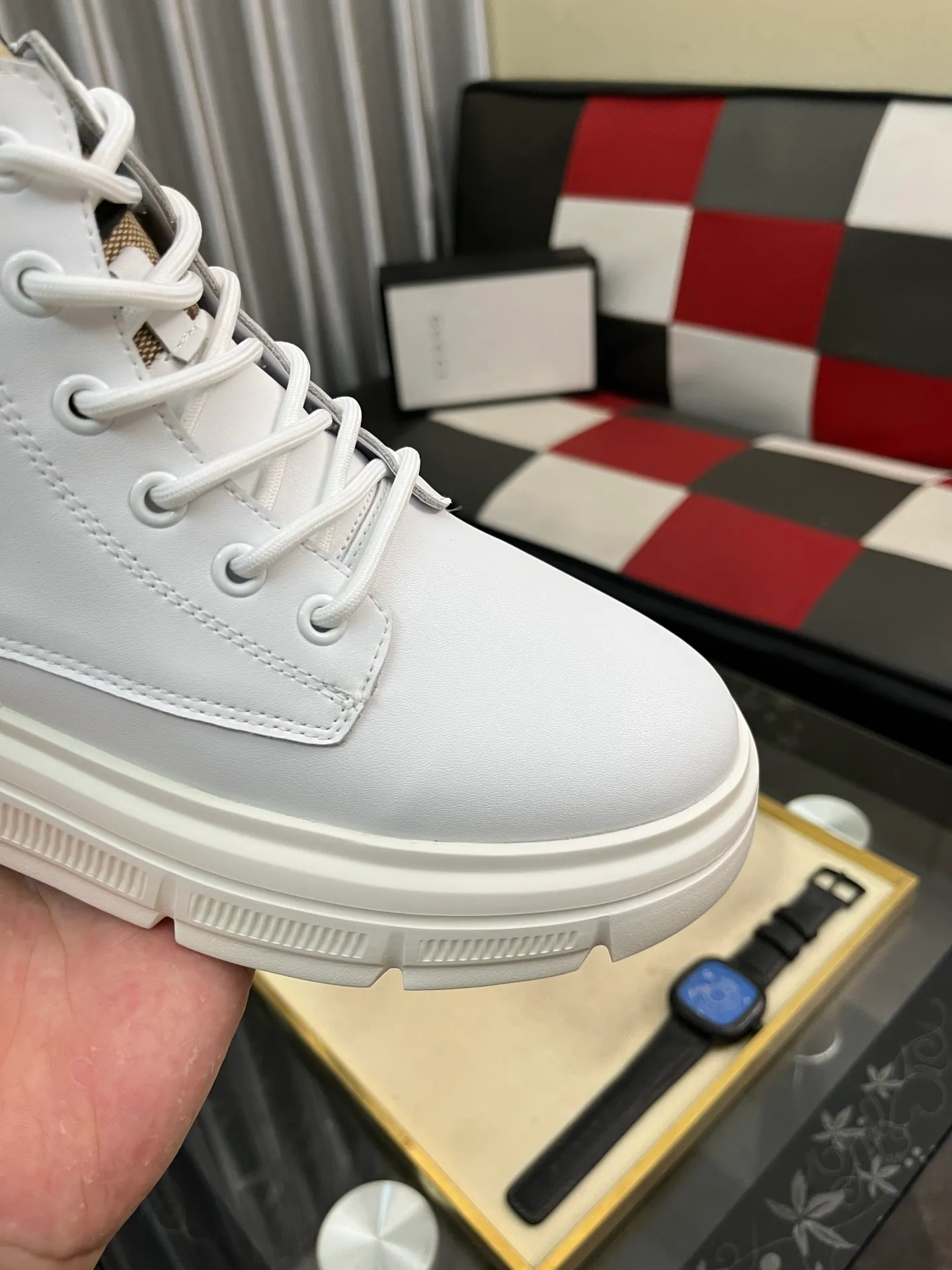 Men's shoes💰440⌚️⌚️[GUCCI] Gucci men's casual shoes are absolutely popular🔥The ultimate matching item for trendy men! The charm of super texture is irresistible, the main recommendation, the flower leather color is bright! The upper is made of high-quality cowhide + breathable fabric, sheepskin feet, wear-resistant rubber sole, noble and elegant! Extremely comfortable🎁🎁You can be as handsome as you want💪 38-442️⃣colors available